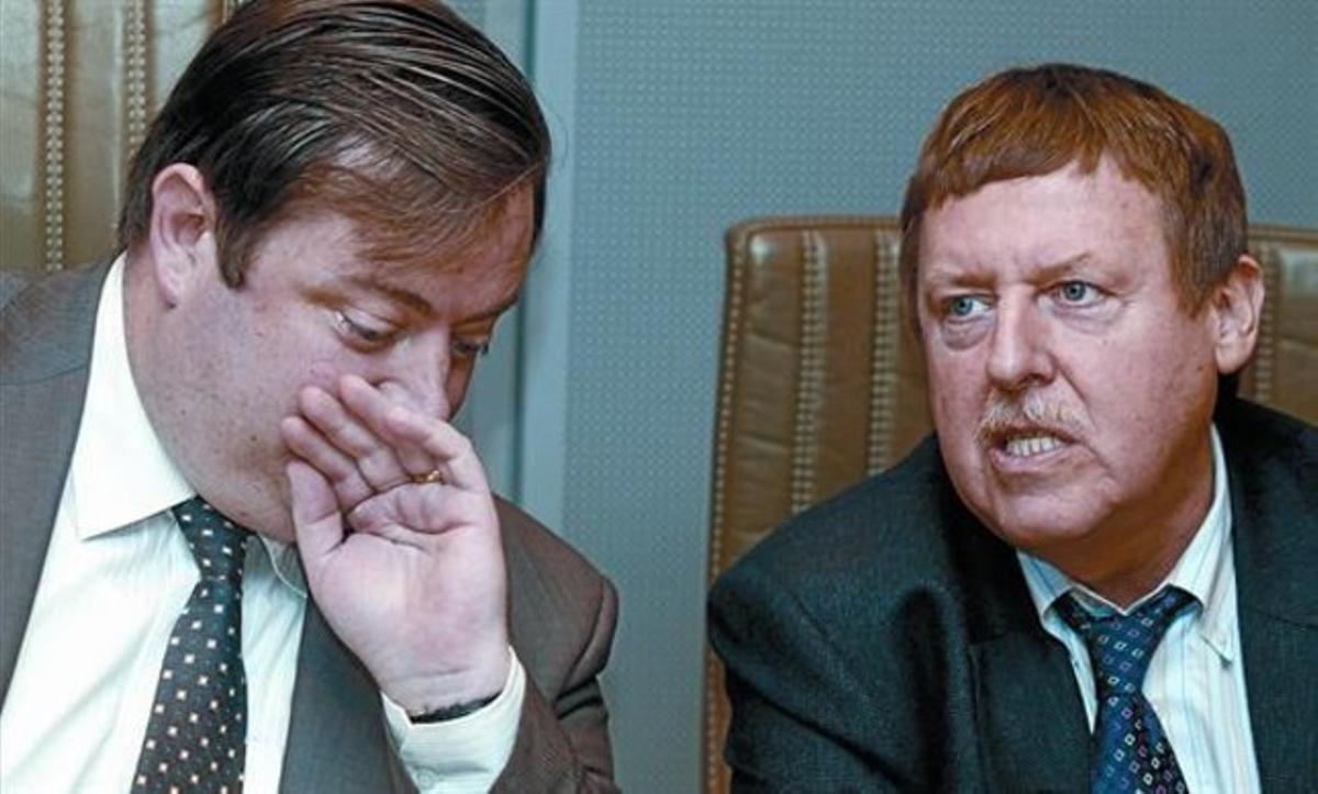 Bart de Wever (esquerra) i Siegfried Bracke, de la direcció de la NVA, reunits ahir. Bart de Wever (esquerra) i Siegfried Bracke, de la direcció de la NVA, reunits ahir.