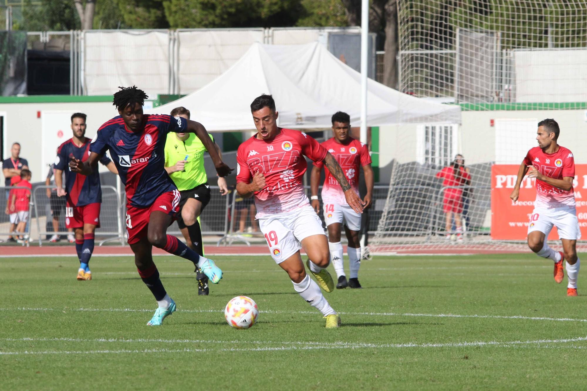 Fotos del partido CD Ibiza - Rayo Majadahonda