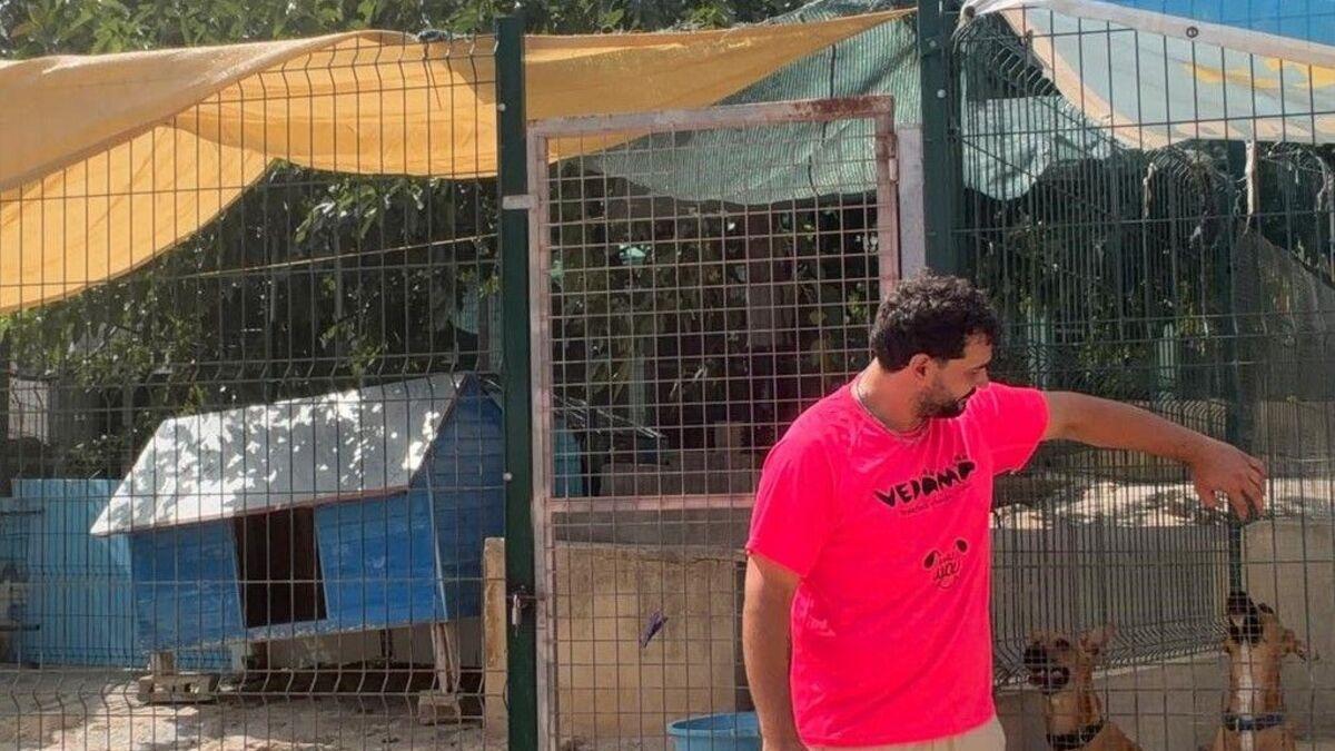 El refugio de Vedama Oliva está situado en el término municipal