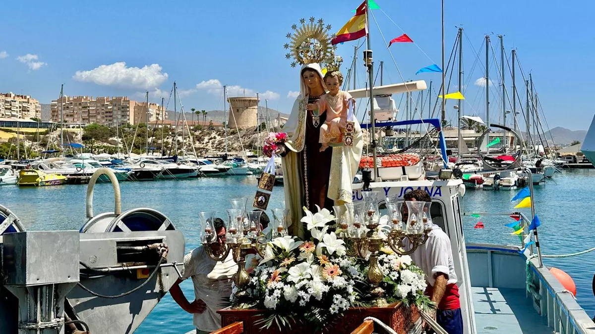 El Campello honra a la Virgen del Carmen con unas fiestas fieles a la tradición