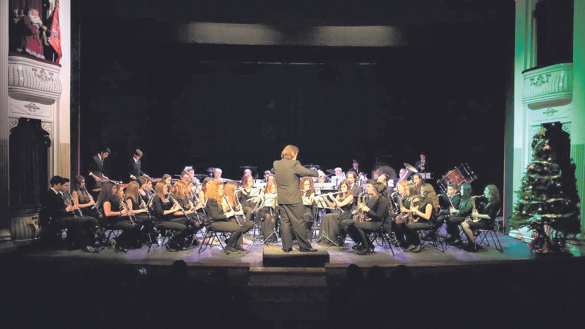 Concierto de Navidad de la Banda de Música de Zamora en el Teatro Principal.