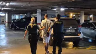 Sorprenden a un delincuente internacional en el Aeropuerto de Palma tras robar una pulsera de 5.000 euros en una joyería de Palma