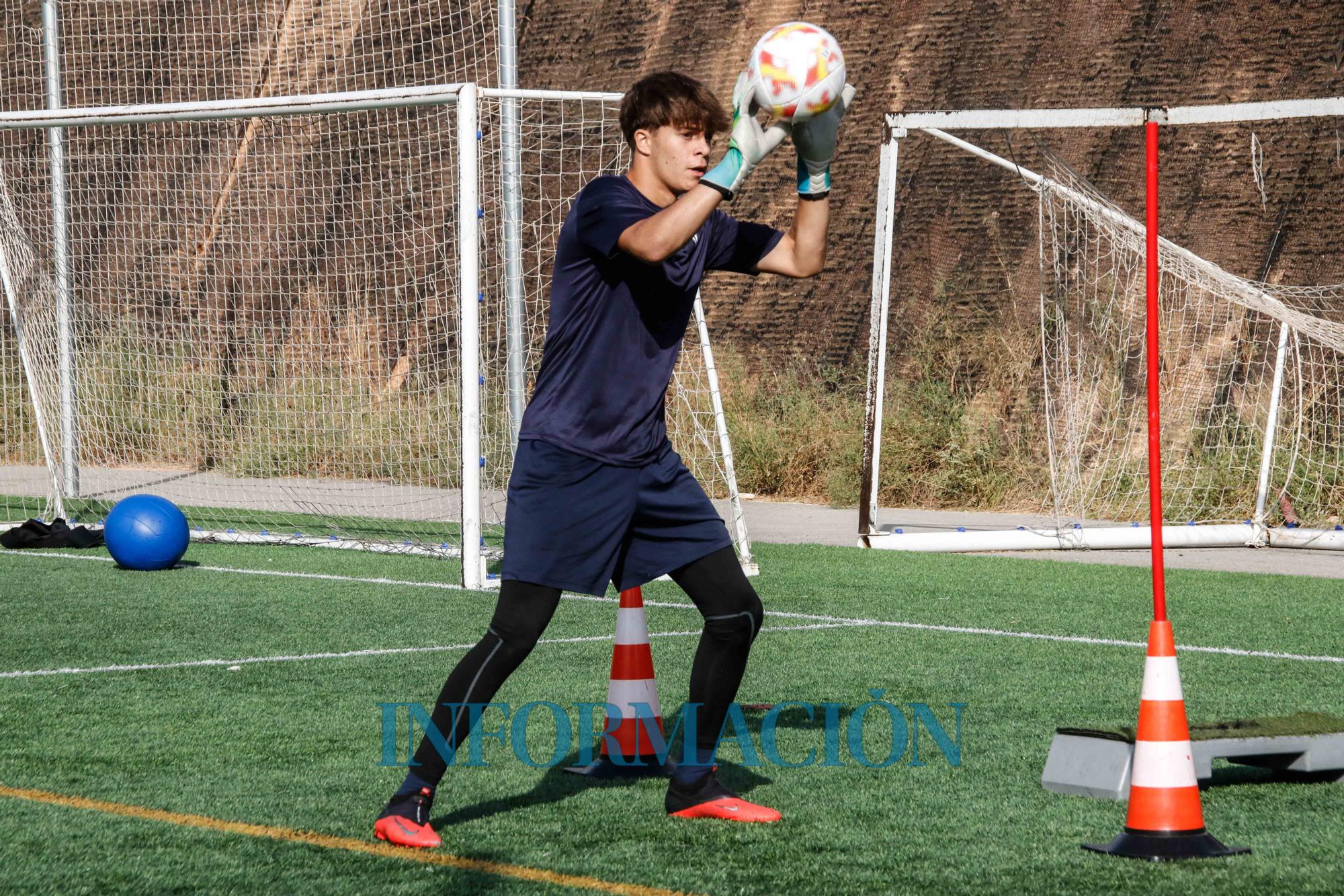 El Alcoyano de Parras encara su último mes antes de su debut liguero