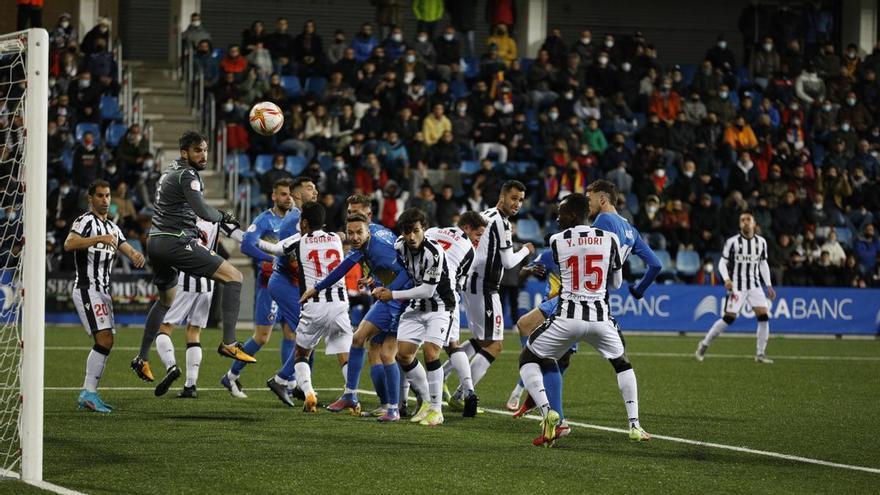 La crónica | Un Castellón que fue de menos a más cae en Andorra con polémica (1-0)