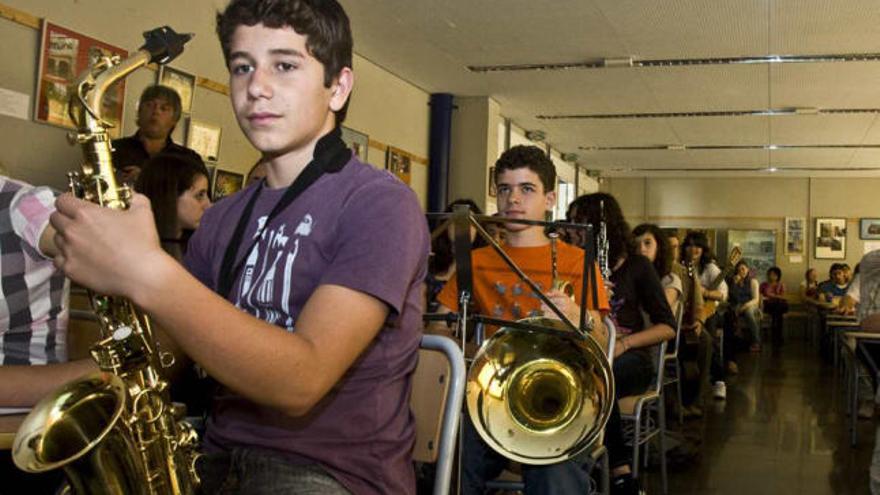 Los estudiantes participaron ayer en diferentes actividades en el Figueras Pacheco.