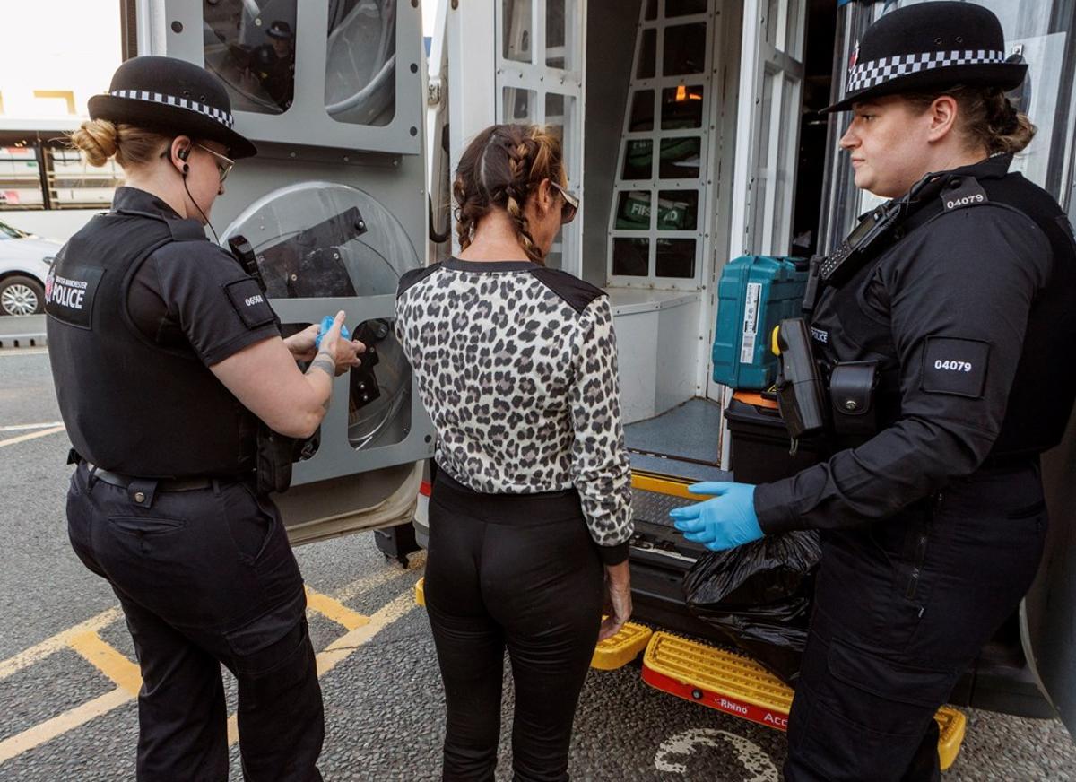Pamela Gwinett a su llegada a Manchester