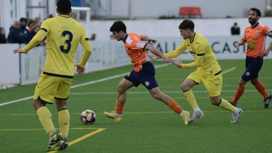 La crónica del partido | El Arco contempla un atractivo duelo entre Soneja y Castellón que termina con tablas en el marcador (1-1)