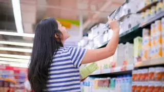 El supermercado en el que te saldrá más barato comprar la leche y el aceite