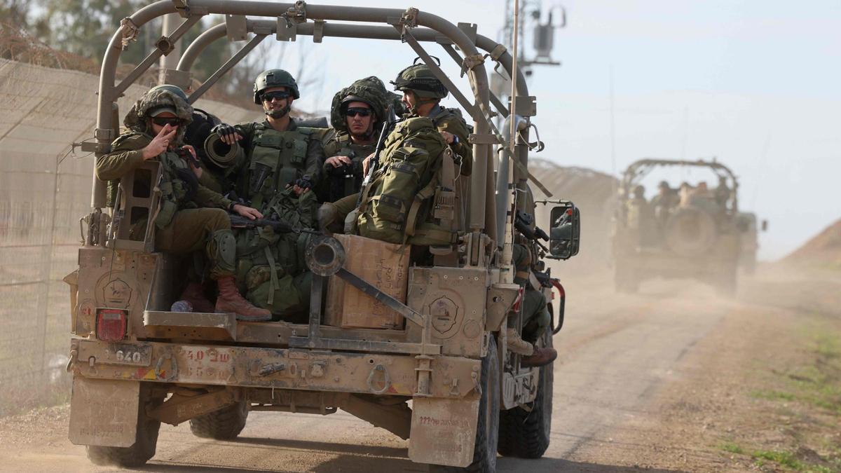 Soldados israelís cerca de la frontera con Gaza.