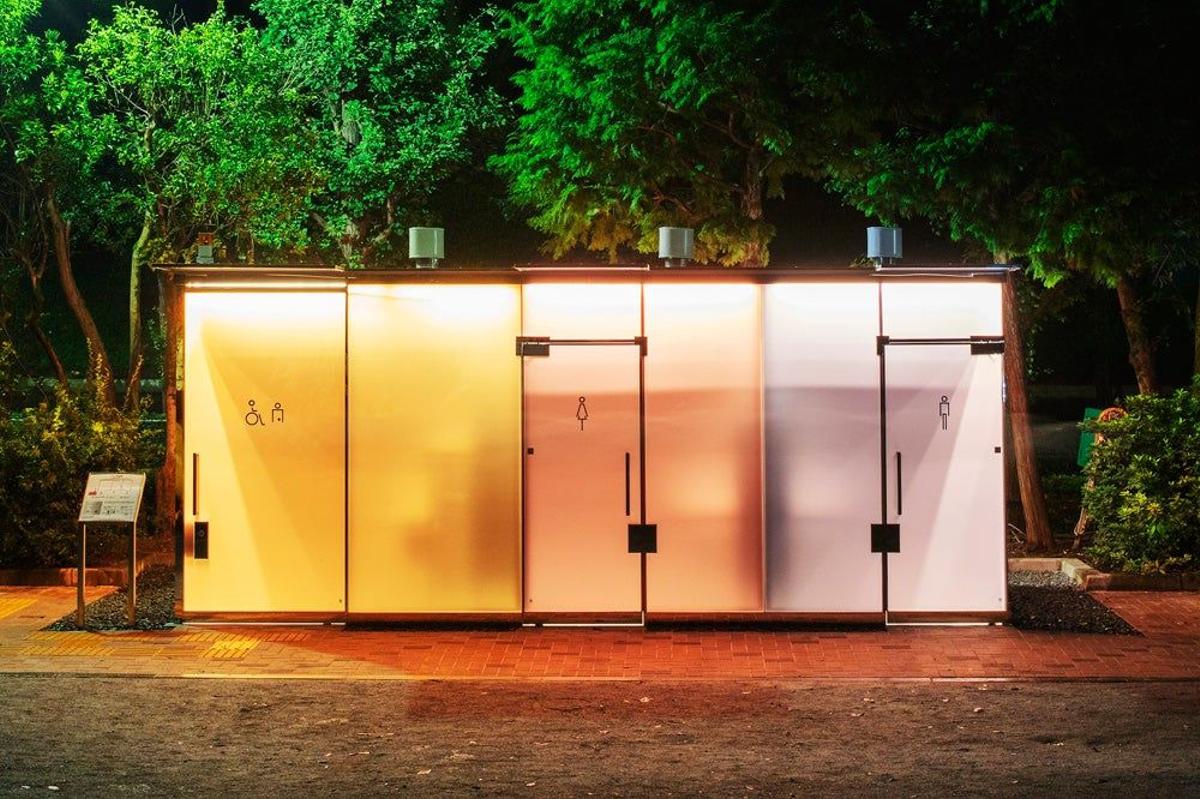 Baño diseñado por Shigeru Ban