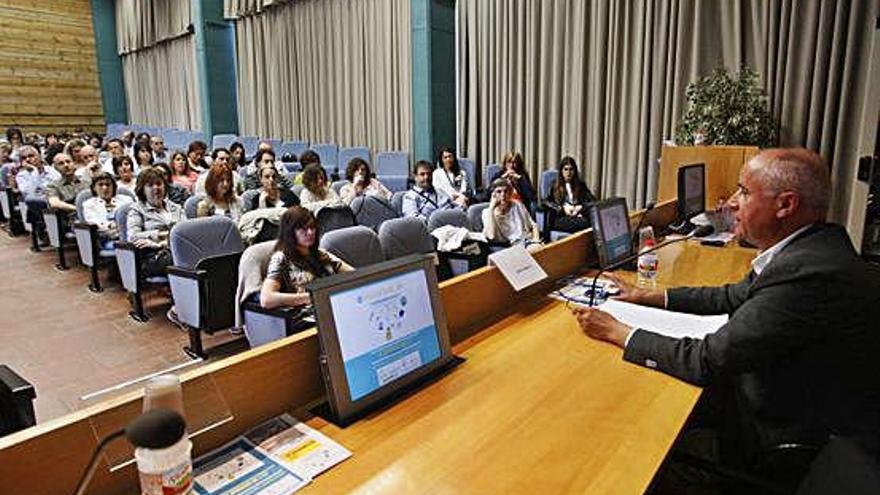 Una de les ponències incloses en la jornada que es va celebrar divendres a la UdG.