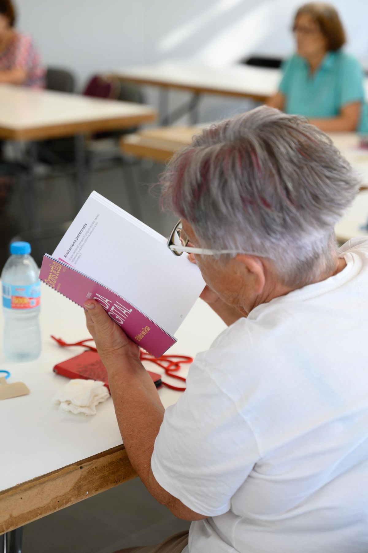 Una apuesta por la inclusión real: el Govern forma a mayores de 55 años para que la transformación digital no deje a nadie atrás.