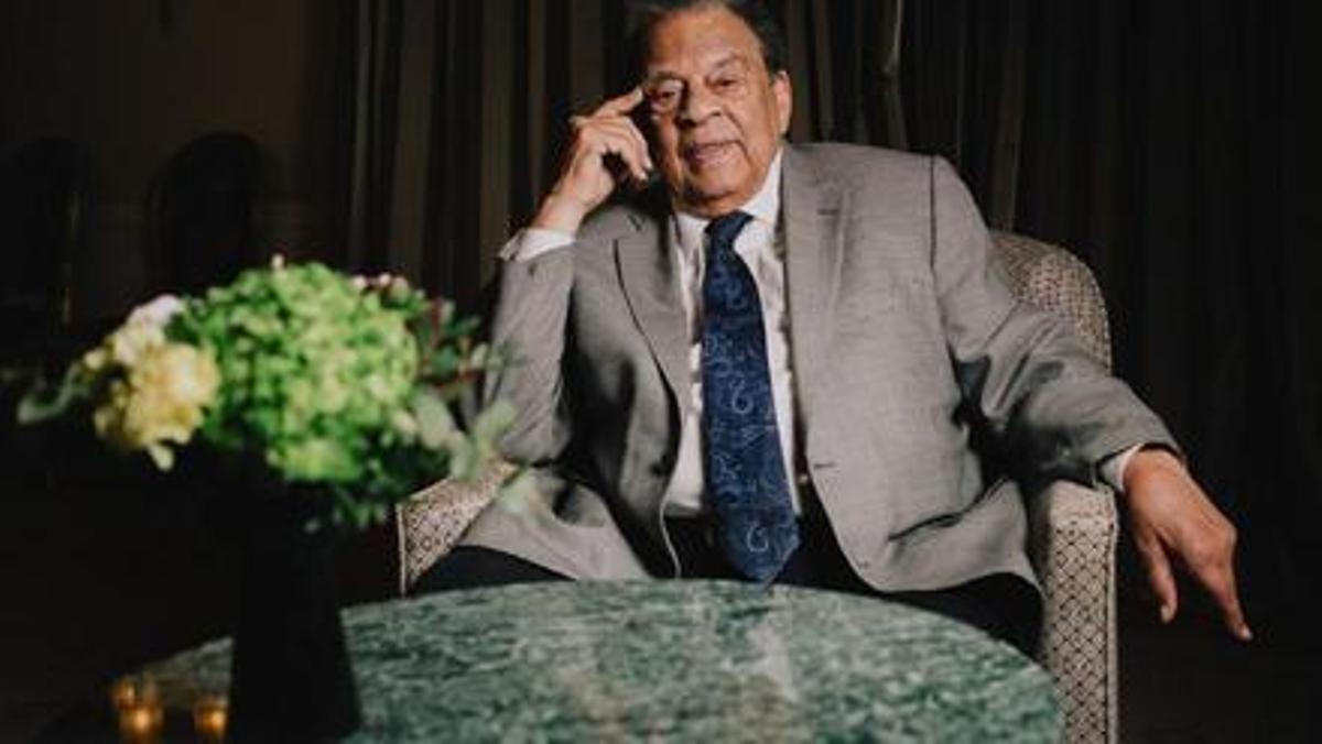 El activista y político Andrew Young, en Madrid, durante una entrevista con EL PERIÓDICO DE ESPAÑA.