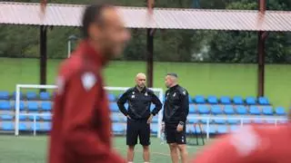 Yago Iglesias, entrenador del Avilés, antes de medirse al Lugo: "Somos un equipo que hace muchas cosas bien, pero con muy poco nos hacen mucho daño"