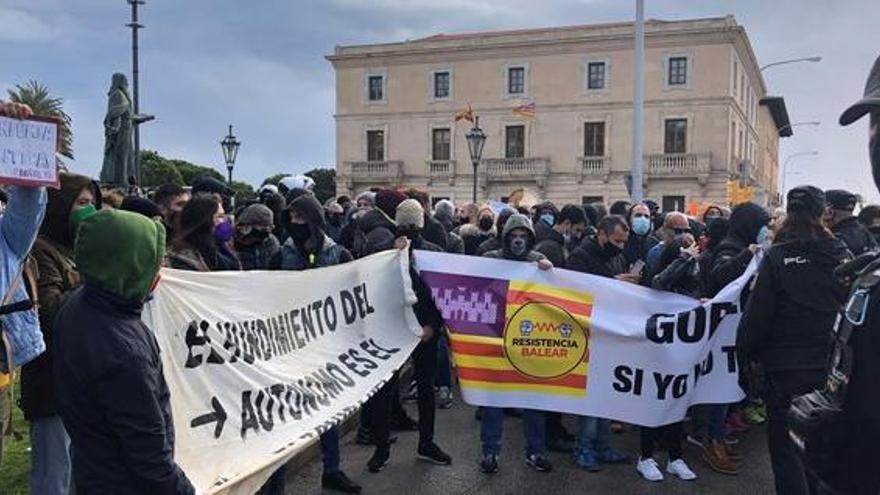 Immer wieder kommt es in Palma zu Demonstrationen gegen die harten Corona-Auflagen.