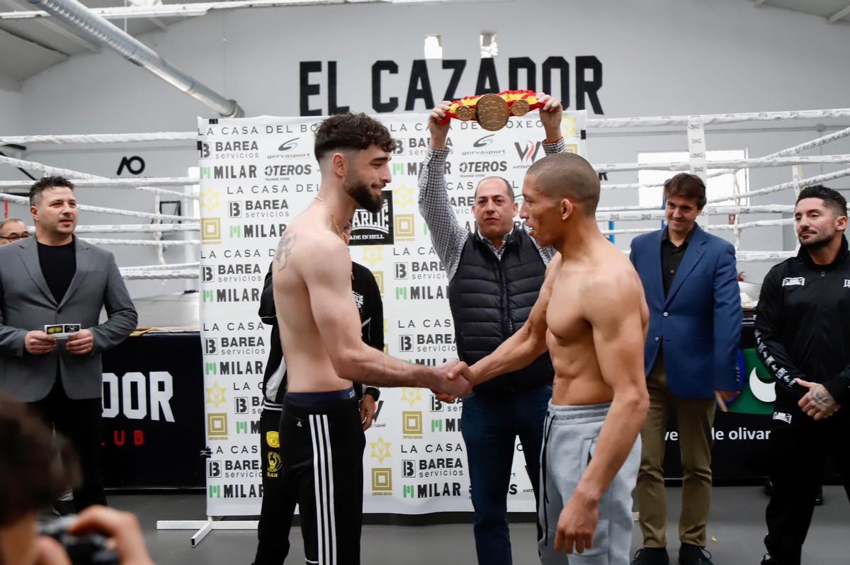 Las imágenes del pesaje de El Cazador Jr y Ronny Landaeta Las imágenes del pesaje de El Cazador Jr y Ronny Landaeta