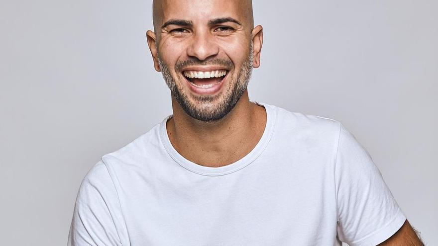 Iván Torres, músico: «Viajar nos da una perspectiva de la realidad humana más amplia»