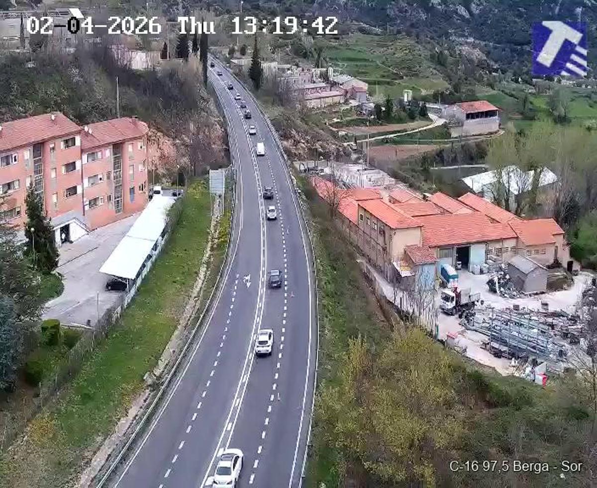Imatge del SCT de la C-16 a Berga, amb circulació lenta de vehicles