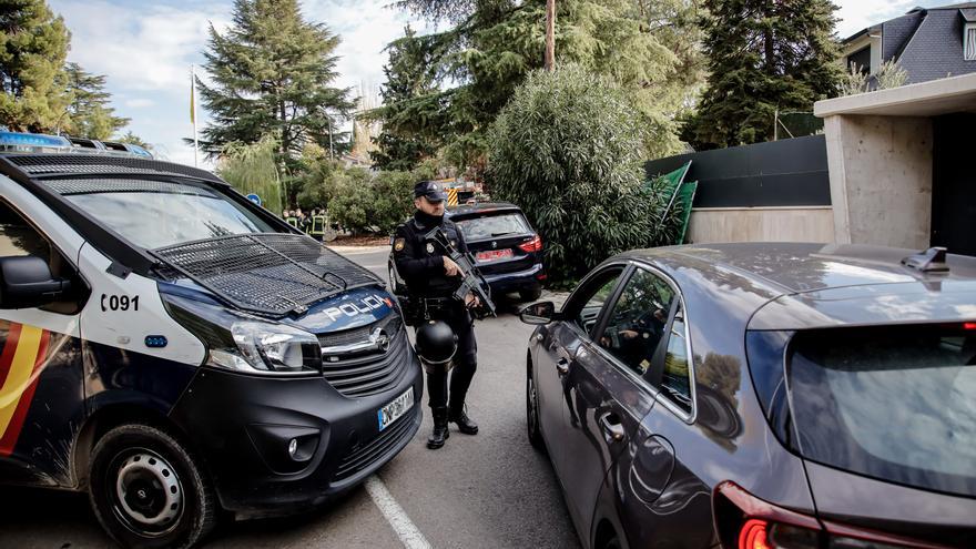La carta bomba que ha explotado en la embajada de Ucrania en Madrid iba dirigida al embajador