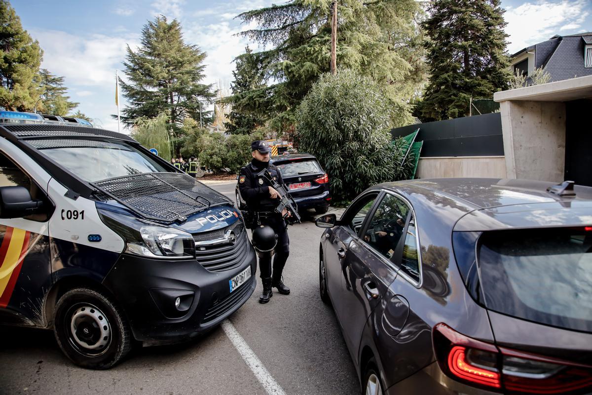 Un ferit en l’explosió d’un artefacte a l’ambaixada d’Ucraïna a Madrid