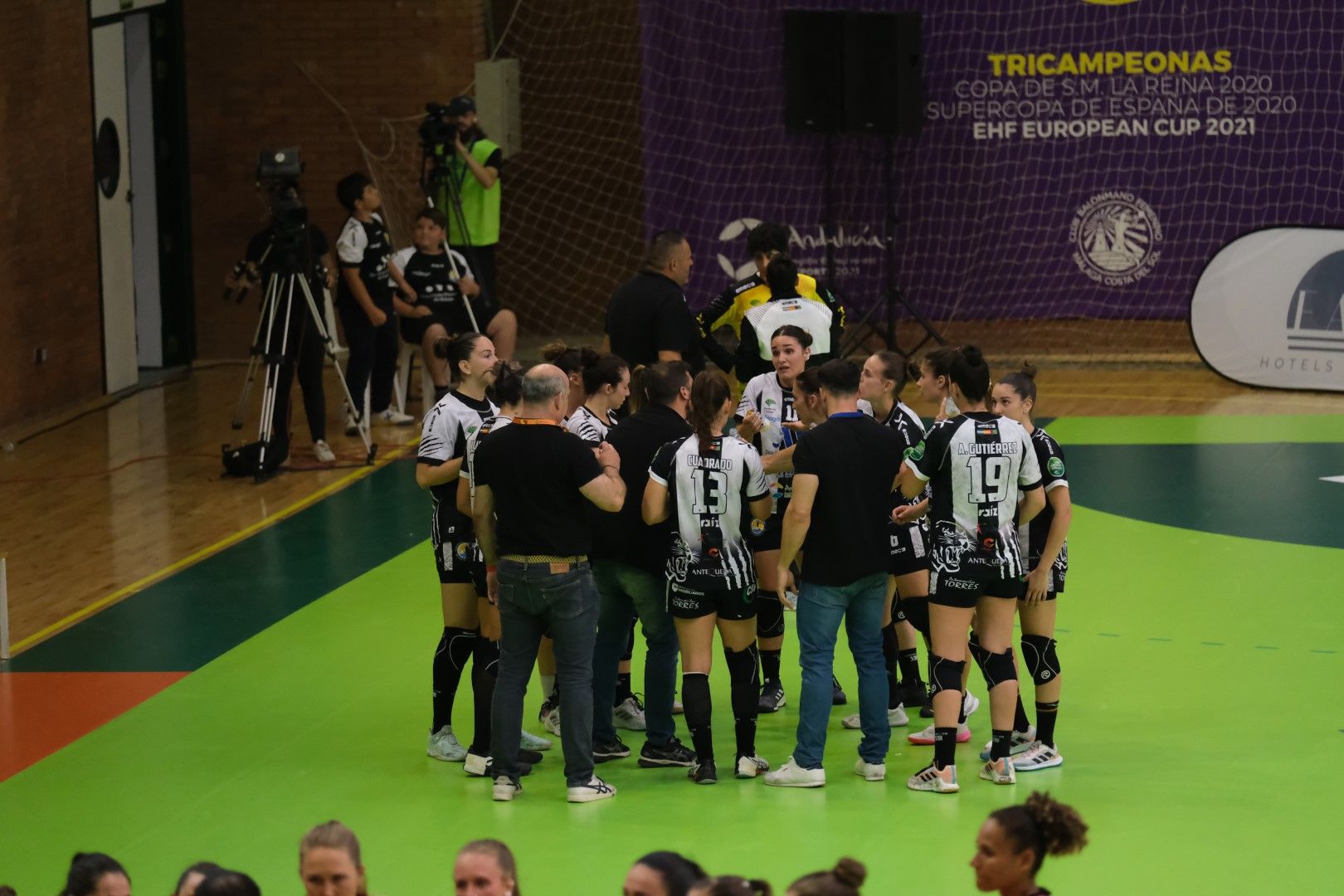 Segundo partido del play off final de la Liga Guerreras Iberdrola: Balonmano Costa del Sol - CBM Elche