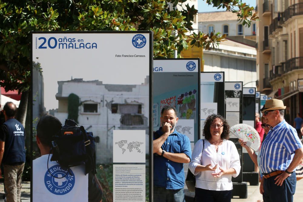 Exposición de Médicos del Mundo en la calle Alcaza