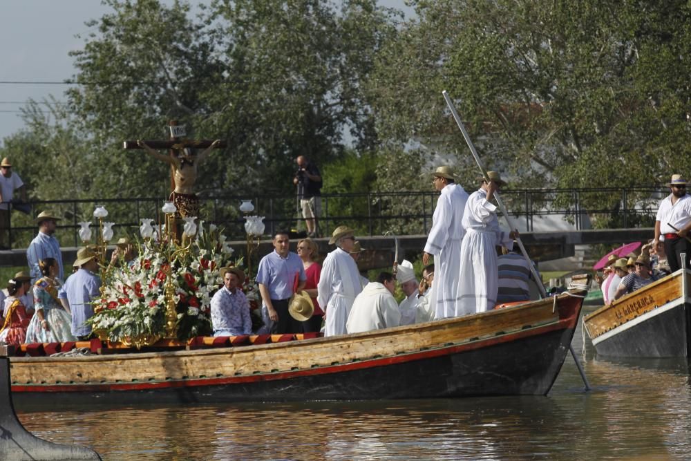 Encuentro de los Cristos de El Palmar, Catarroja, Silla y Massanassa en el Lago de la Albufera