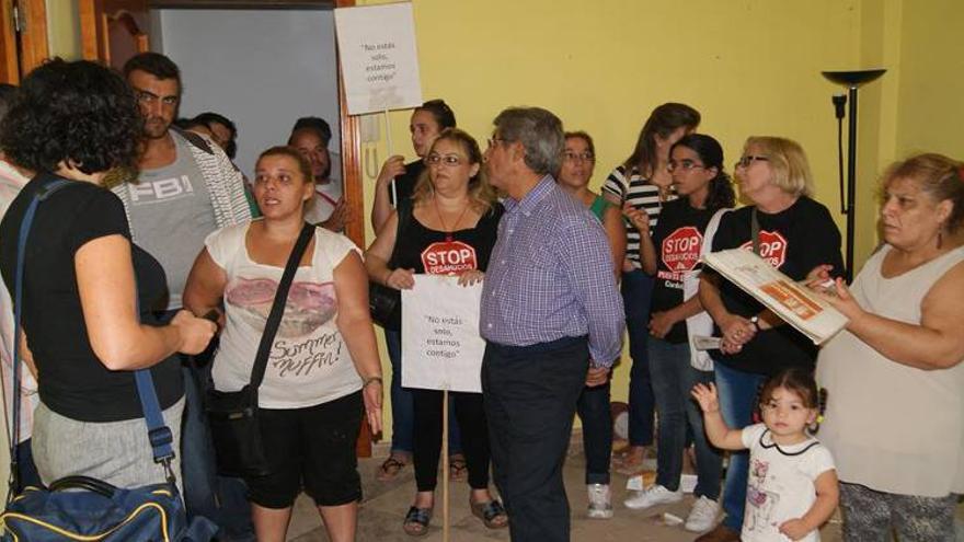 Stop Desahucios muestra su apoyo a la ocupación de una vivienda