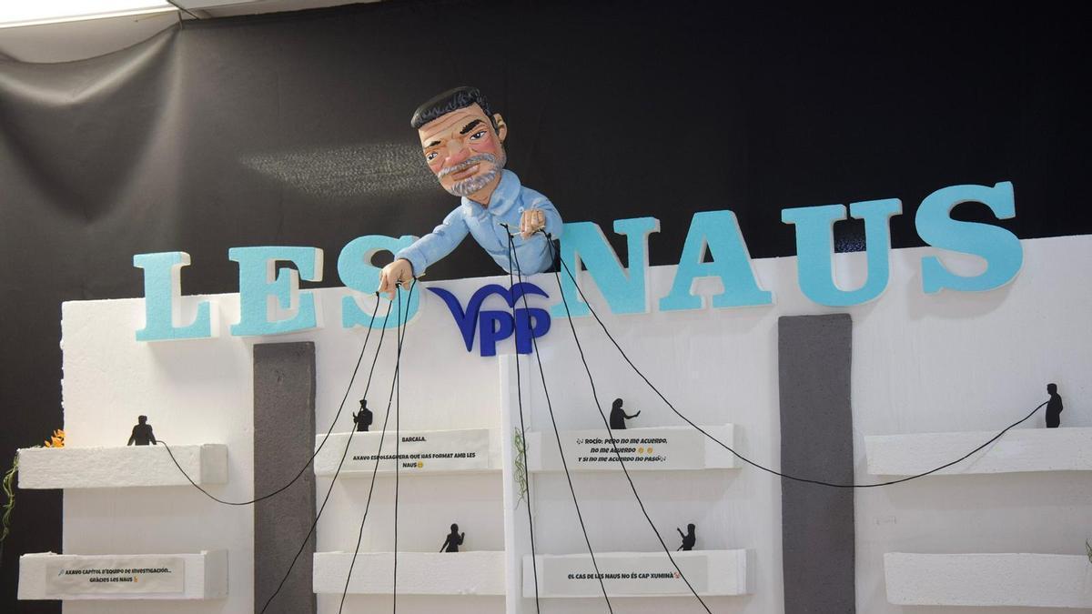 Compromís presenta su hoguera crítica sobre Les Naus