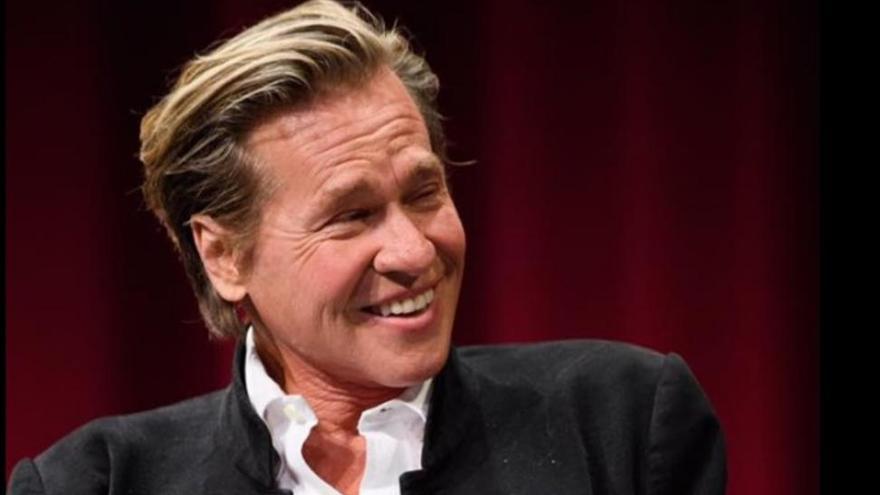 Val Kilmer padece cáncer de garganta