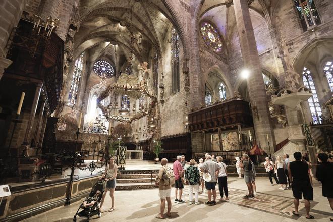 La Catedral de Mallorca muestra la obra de Gaudí con una exposición “para todos los públicos”