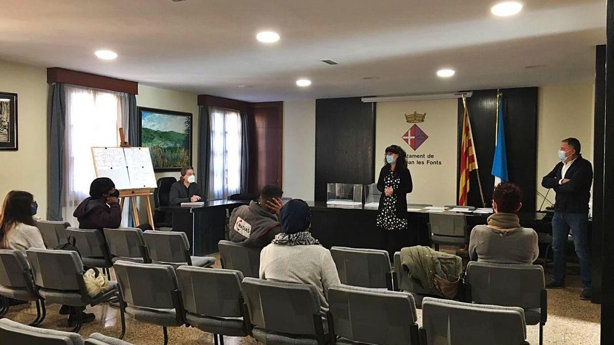 L&#039;Ajuntament de Sant Joan les Fonts adjudica sis pisos de lloguer social a la Canya