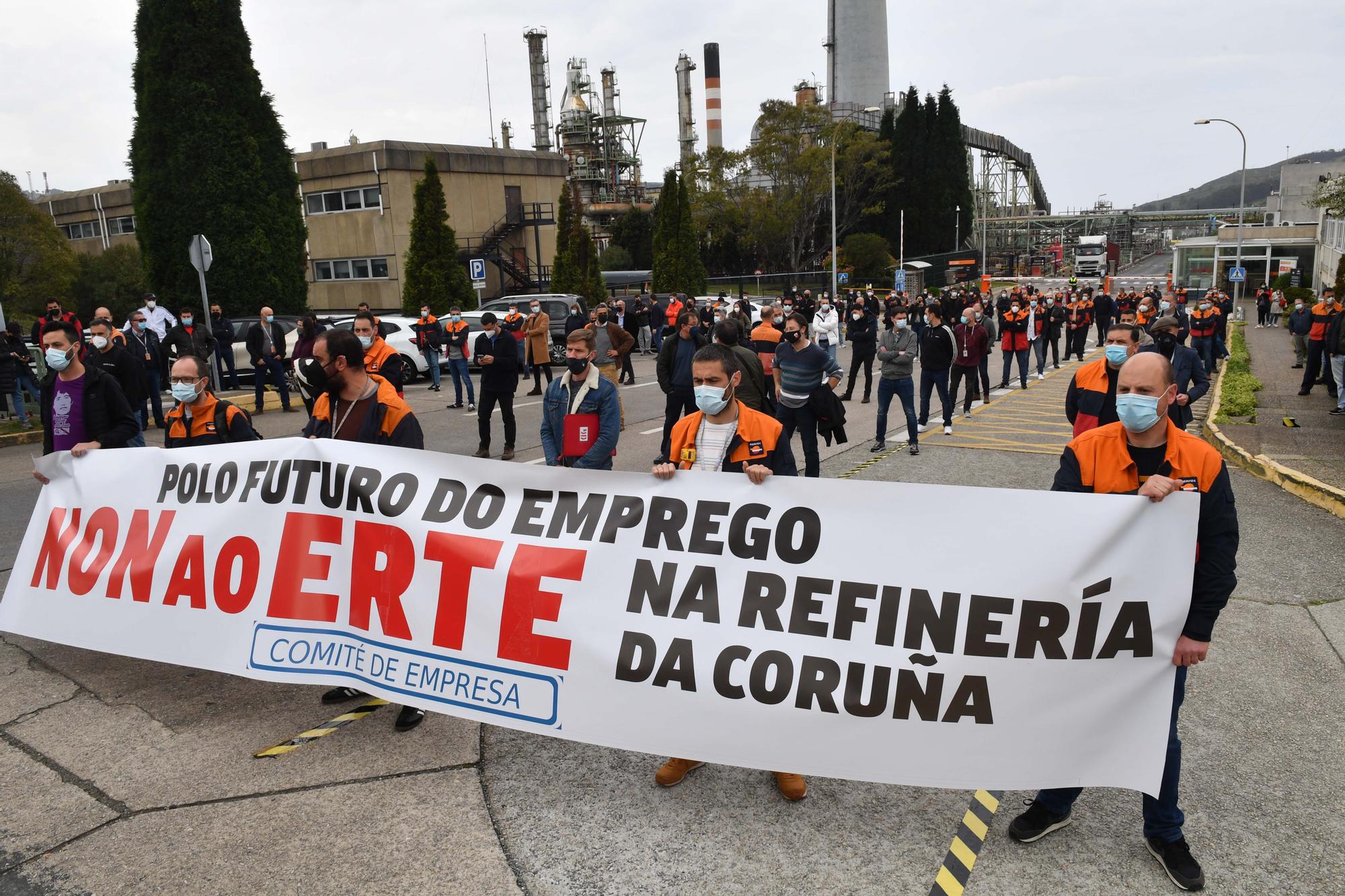 Concentración de trabajadores de la refinería