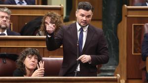 El portavoz de ERC en el Congreso, Gabriel Rufián, interviene durante una sesión de control al Gobierno, en el Congreso de los Diputados, a 10 de diciembre de 2025, en Madrid (España).