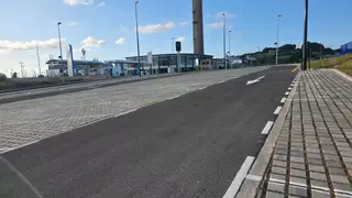 Avilés da nuevos pasos por una movilidad más sostenible: entra en servicio el aparcamiento disuasorio del polígono de la ría, con 94 plazas
