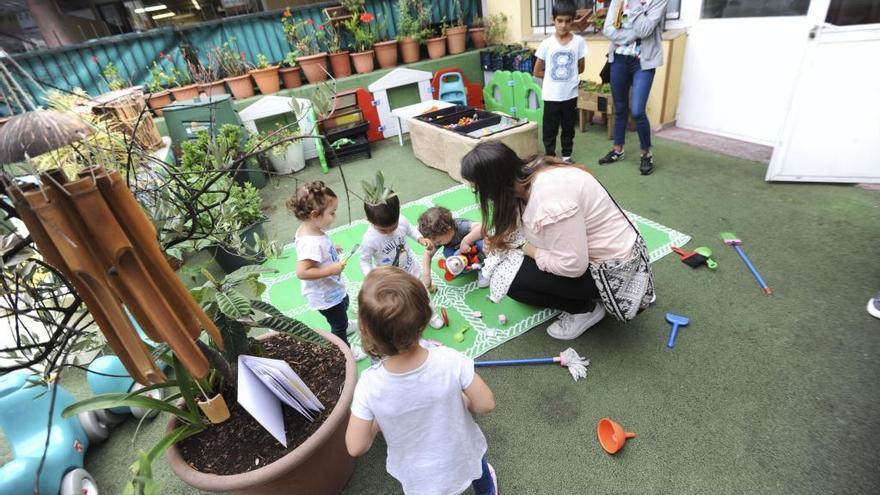 Seis de cada diez solicitudes esperan plaza en una escuela infantil pública