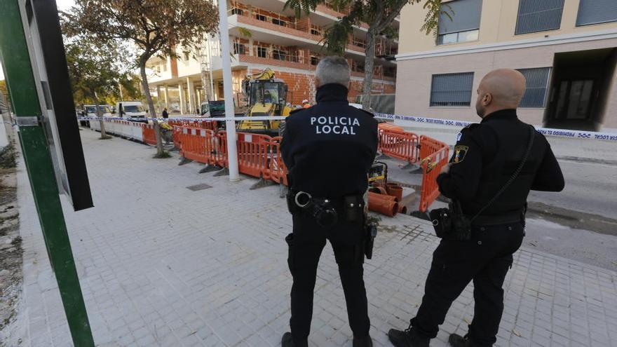 Una patrulla de la Policía Local de Elche, en una imagen de archivo