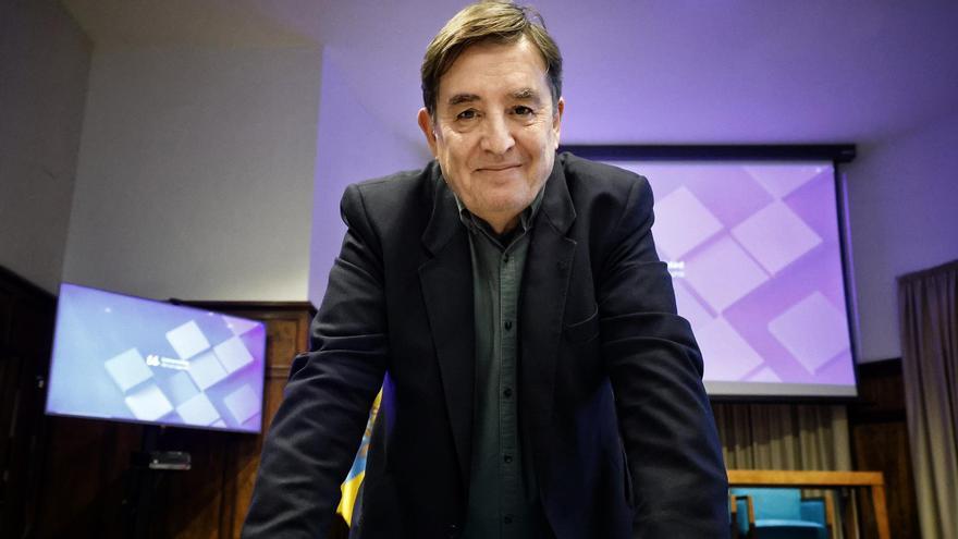 Luis García Montero, en la ULL, tras la firma del convenio de colaboración para la reunión del Instituto Cervantes en Tenerife.