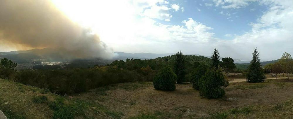 El humo cerca Vigo