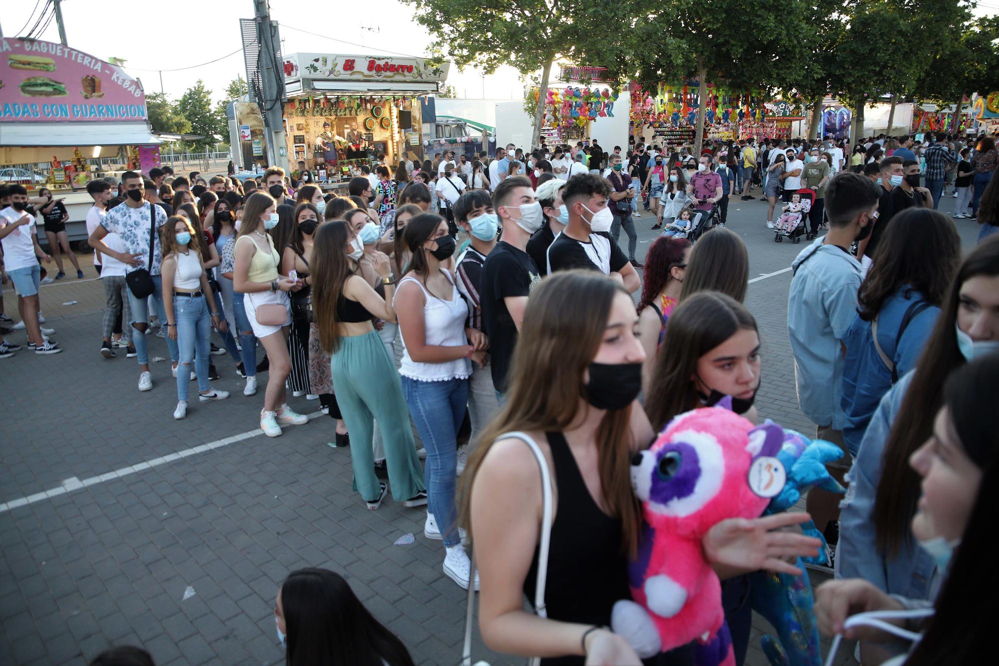 Los feriantes del ‘Arenal Park’ celebran que se reactive la actividad tras un año negro