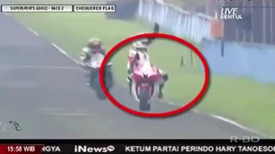 Escalofriante accidente durante una carrera en Indonesia