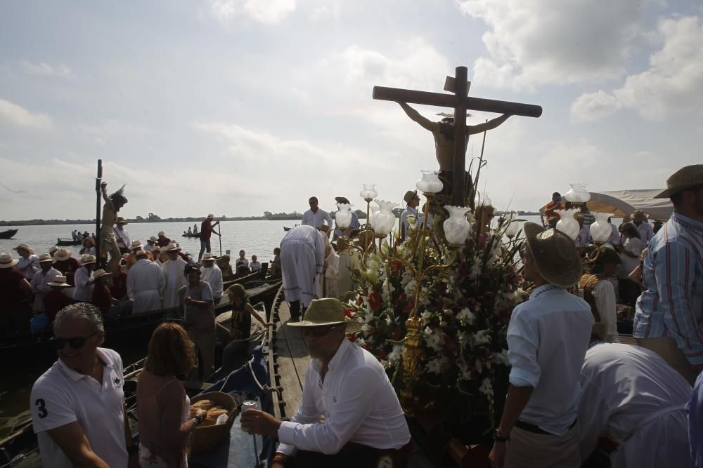 Encuentro de los Cristos de El Palmar, Catarroja, Silla y Massanassa en el Lago de la Albufera