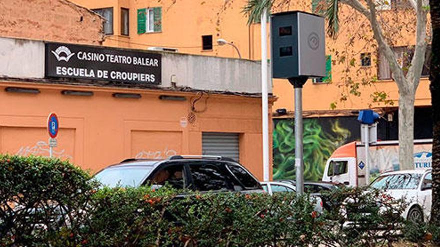 Radar fijo instalado en la calle manacor de Palma