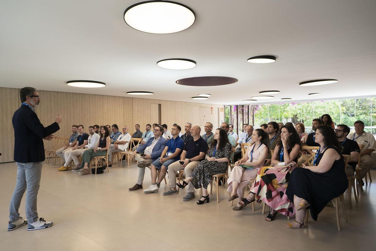 El responsable del CEEI, Justo Vellón, en el tercer encuentro anual del Club de Inversión Órbita.