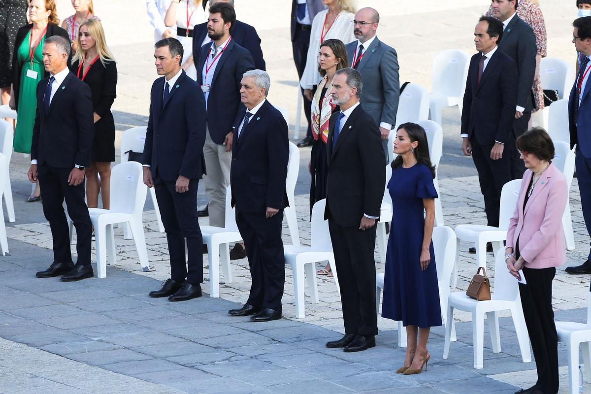 Los Reyes y Sánchez presiden el tercer homenaje a las víctimas de la pandemia