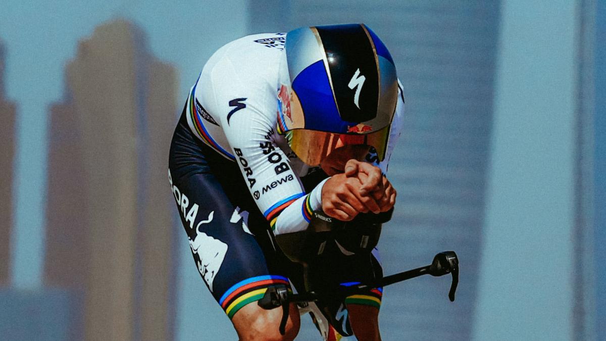 Remco Evenepol, ganador de la contrarreloj del UAE Tour y líder provisional en la general