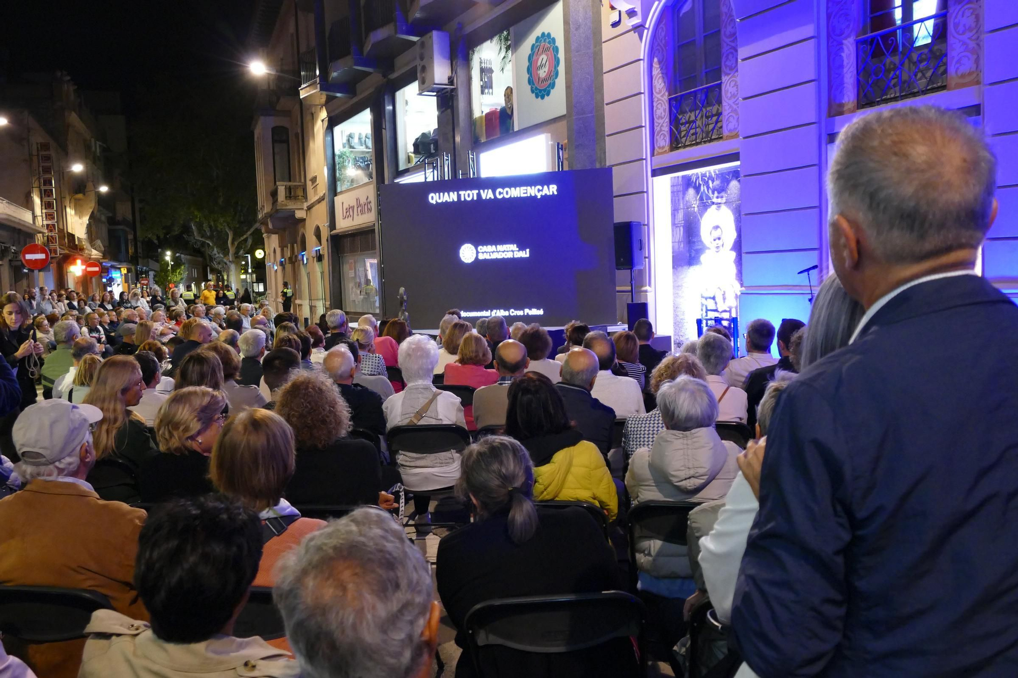 Gran expectació en la festa d'inauguració de la Casa Natal de Dalí