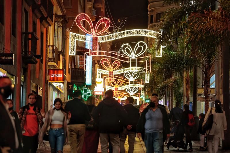 Prueba de la iluminación de Navidad de Santa Cruz