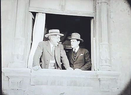 Escenario de película muda. Una de las ventanas renacentistas aparece en una escena de ‘El jefe político’, cinta dirigida en 1925 por el francés Andrè Hugon que ha sido recientemente recuperada.