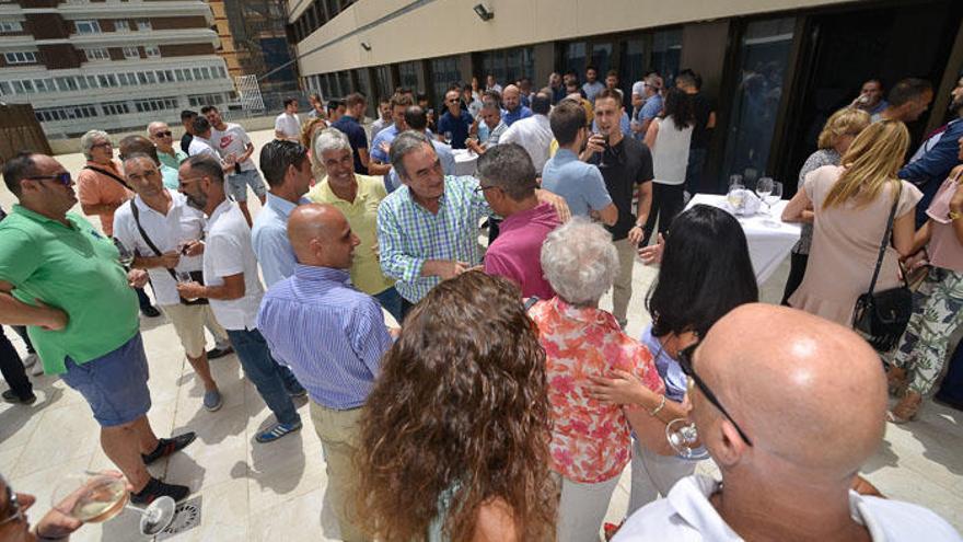 Homenaje por sus 40 años como técnico de fútbol sala Jesús Mendez